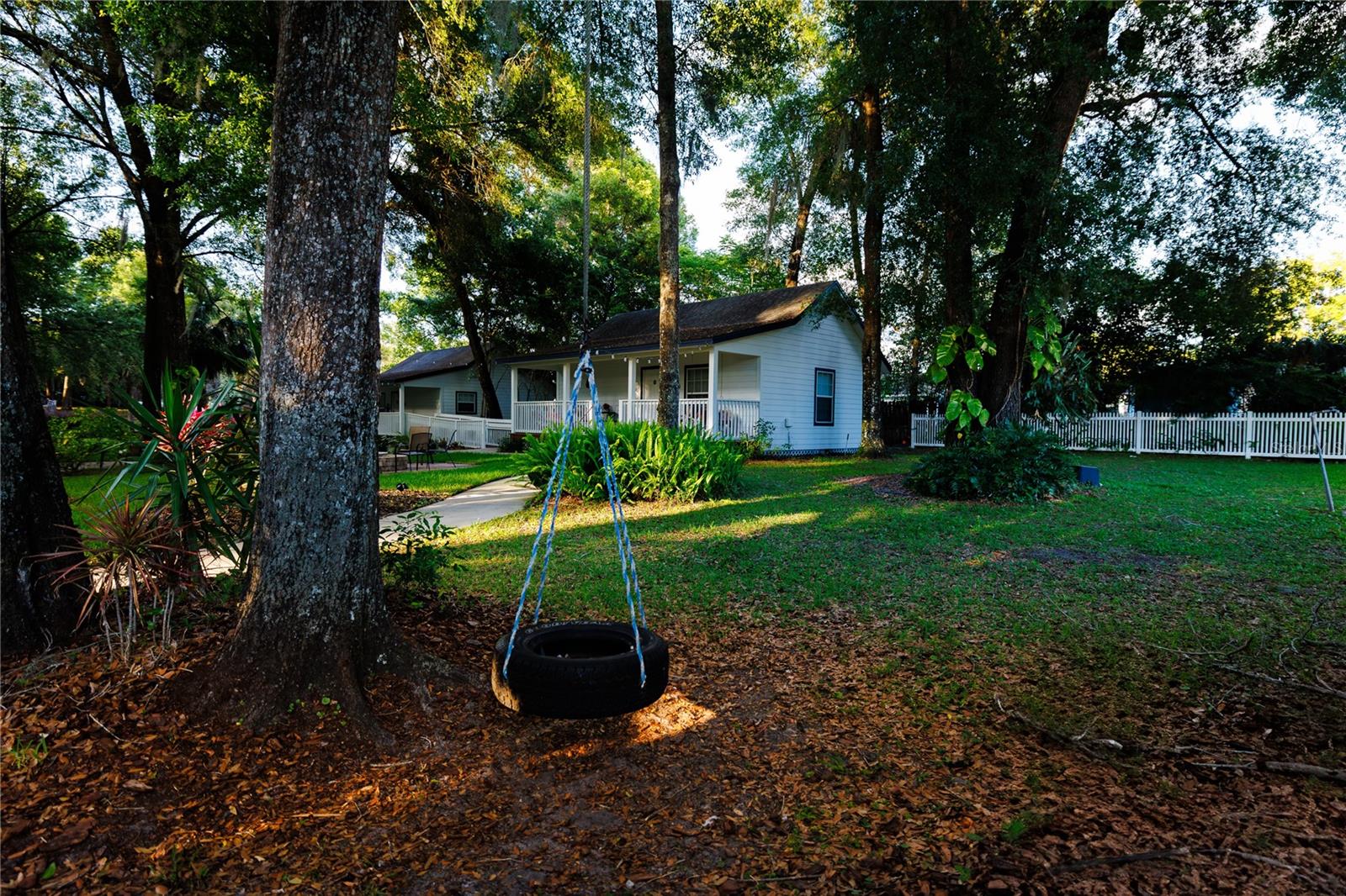 Image 84 of 100 For 215 French Avenue