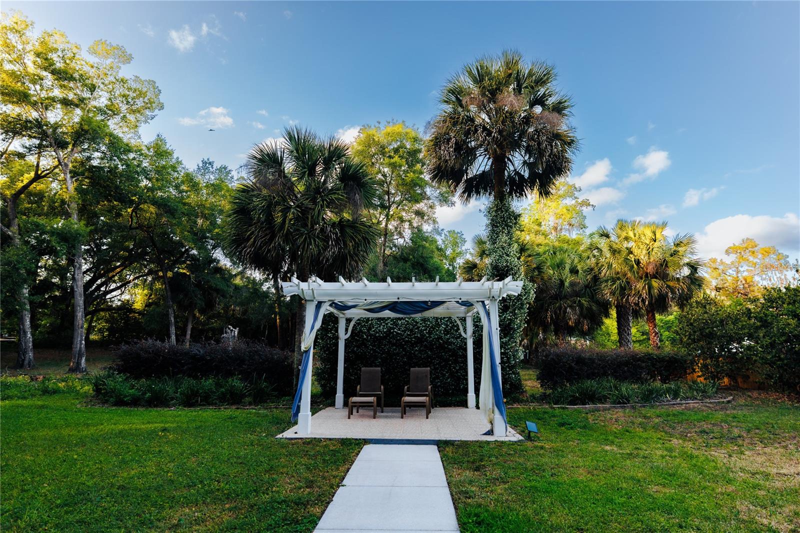 Image 88 of 100 For 215 French Avenue