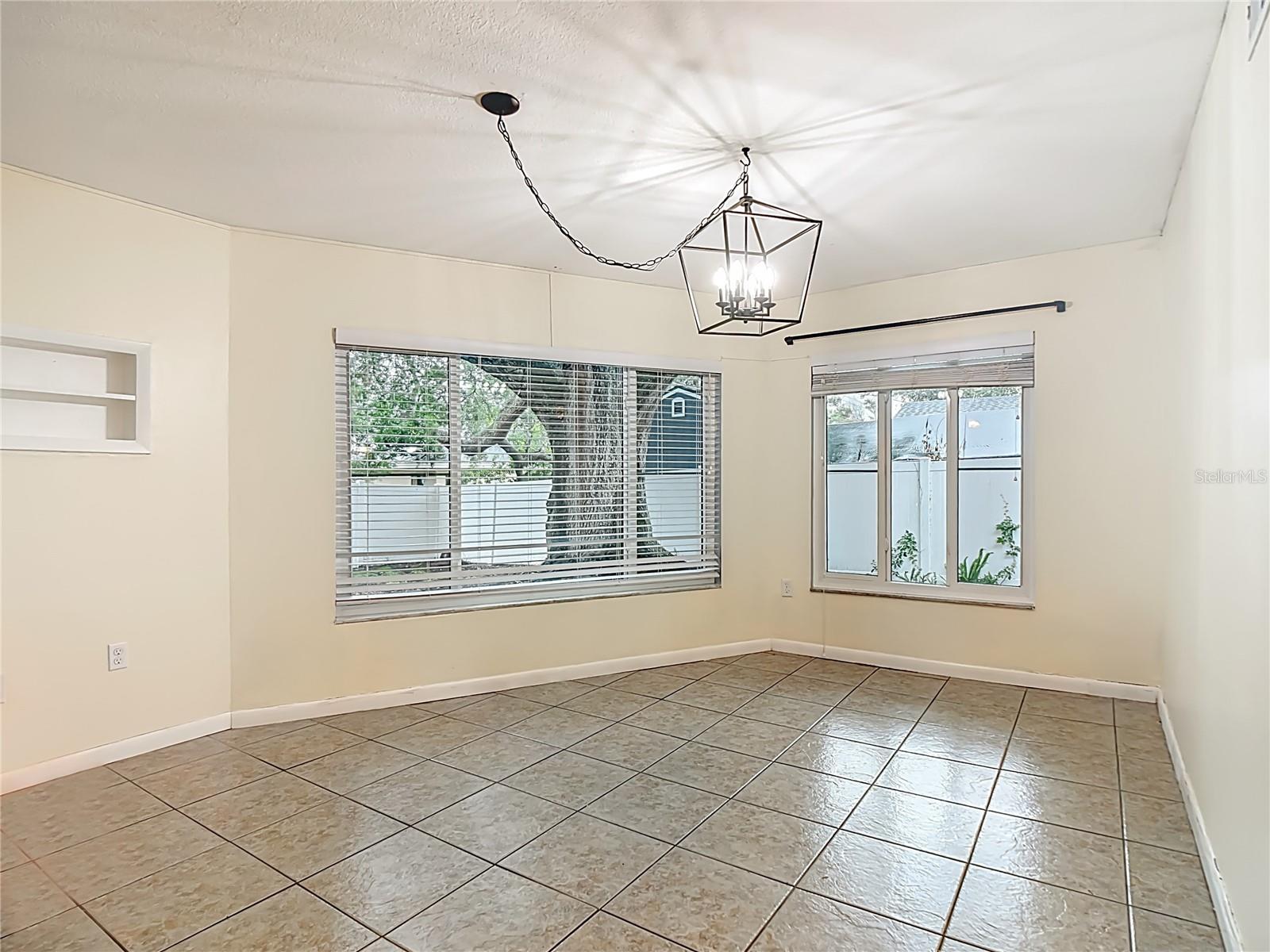 Image 13 of 39 For 1915 Sylvester Road