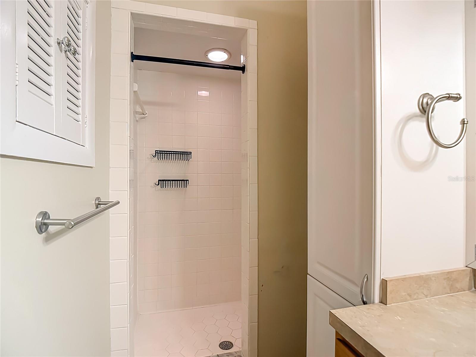 Image 21 of 39 For 1915 Sylvester Road