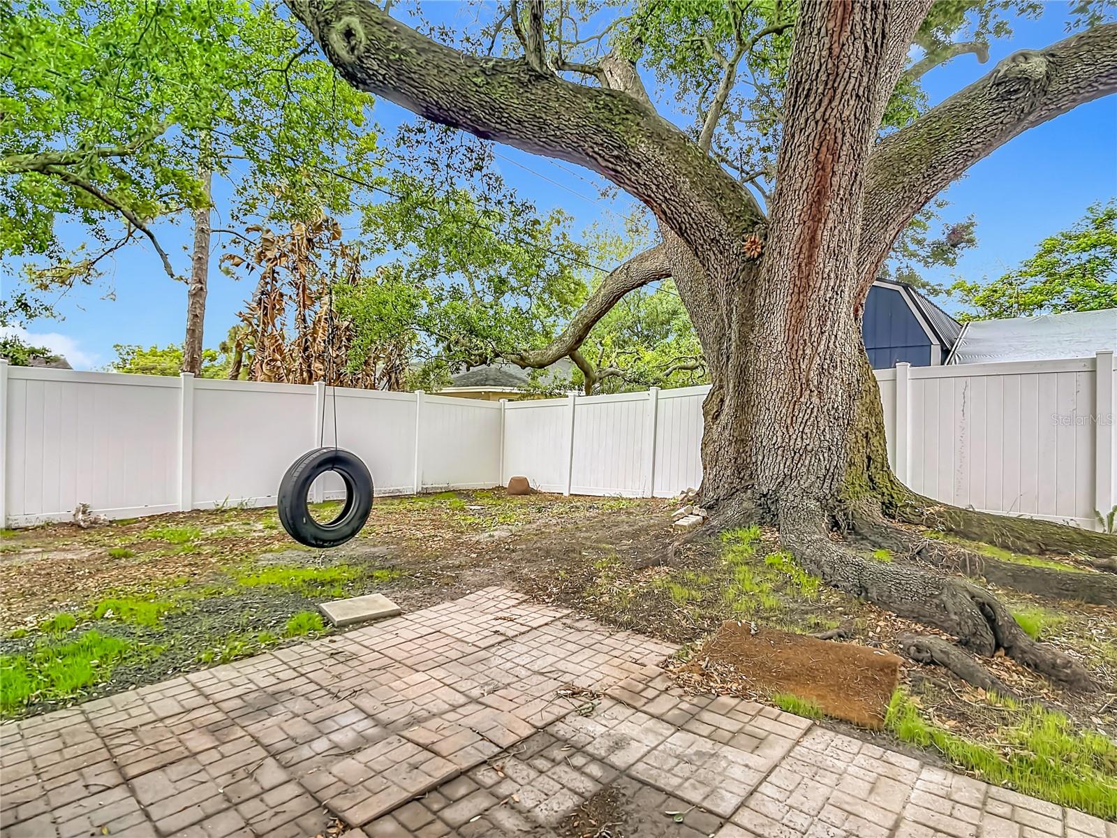 Image 36 of 39 For 1915 Sylvester Road