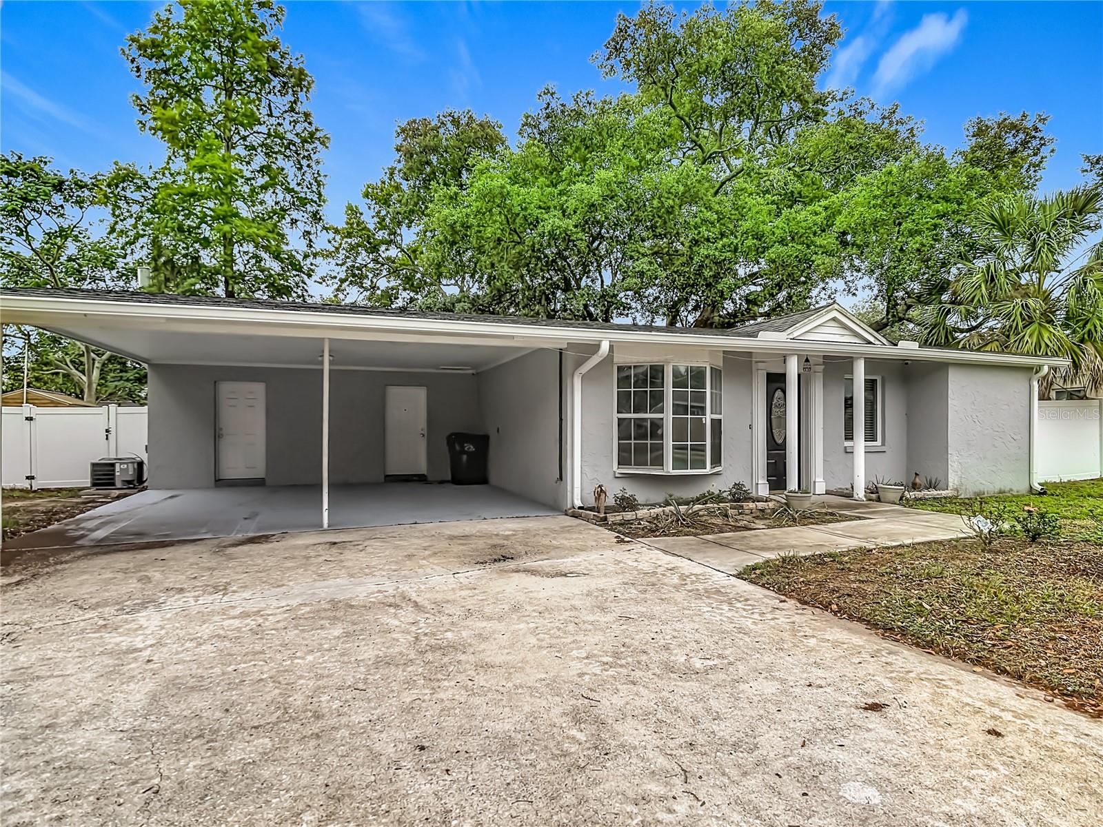 Image 4 of 39 For 1915 Sylvester Road