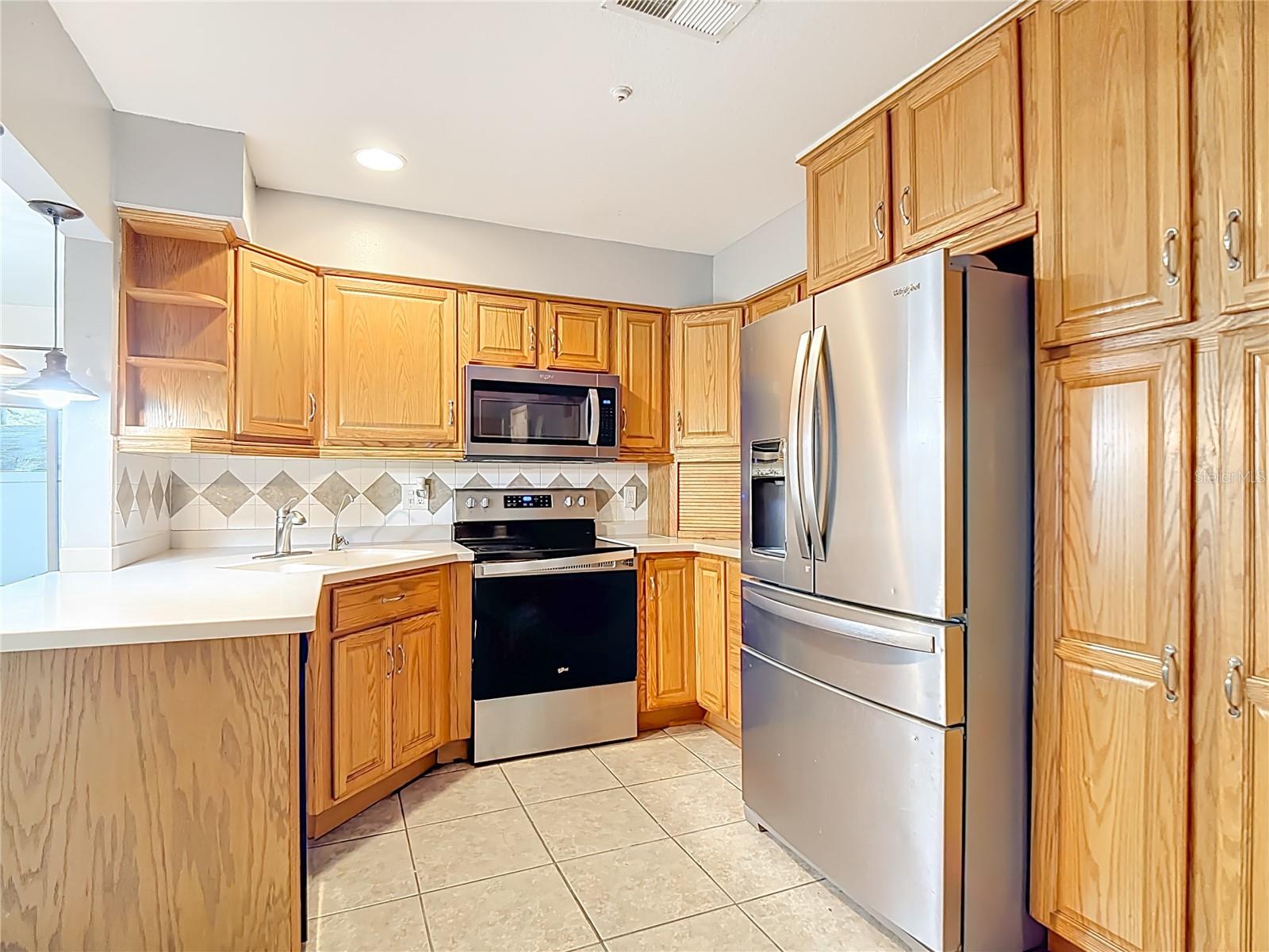 Image 9 of 39 For 1915 Sylvester Road