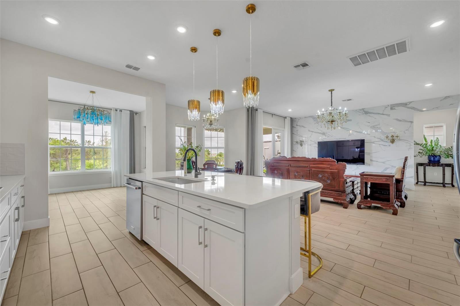 Image 22 of 69 For 7344 Alpine Butterfly Lane