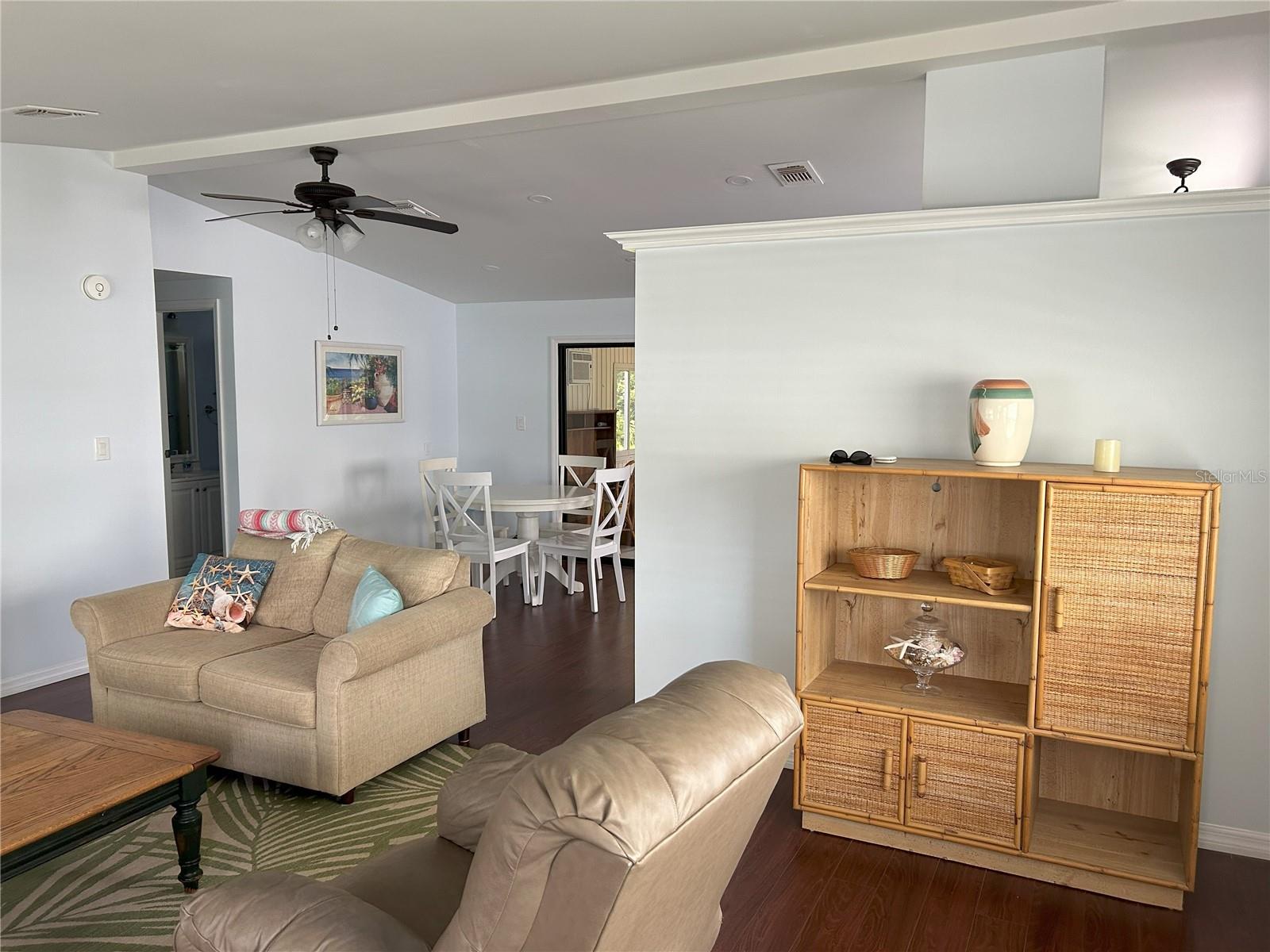 Image 19 of 29 For 15550 Burnt Store Road 60