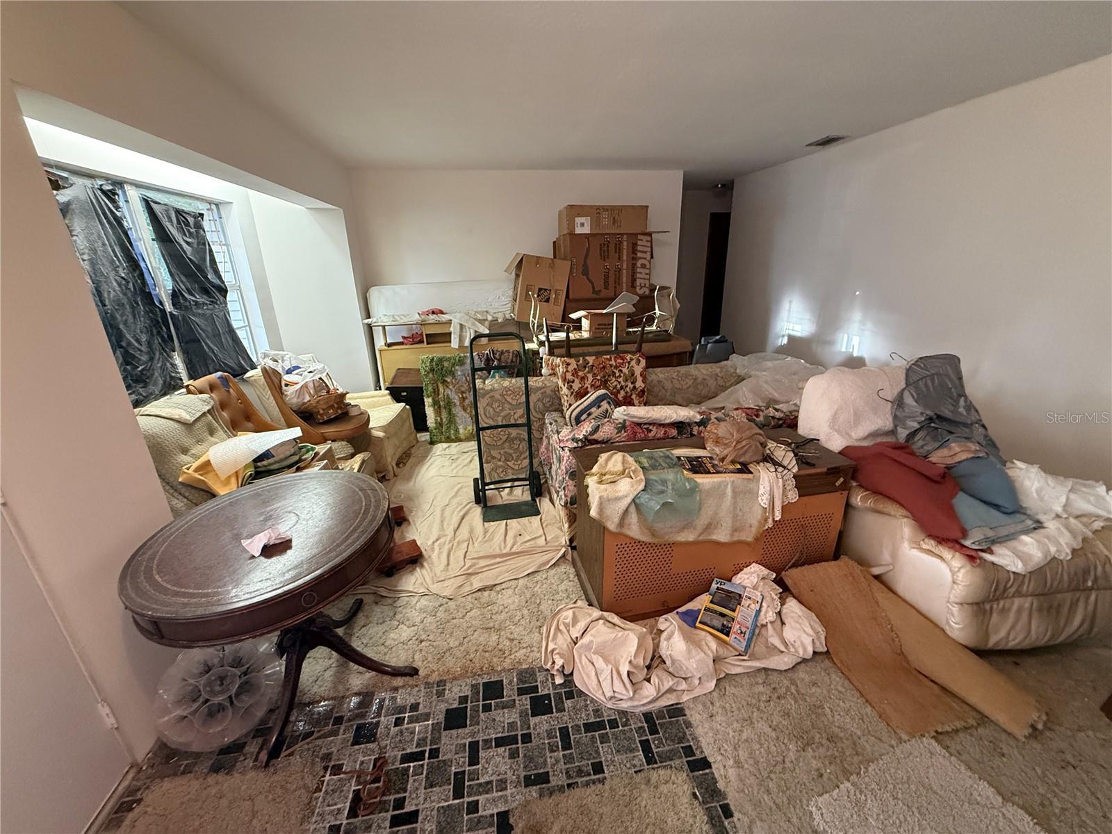 Image 2 of 13 For 1129 Willow Run Drive