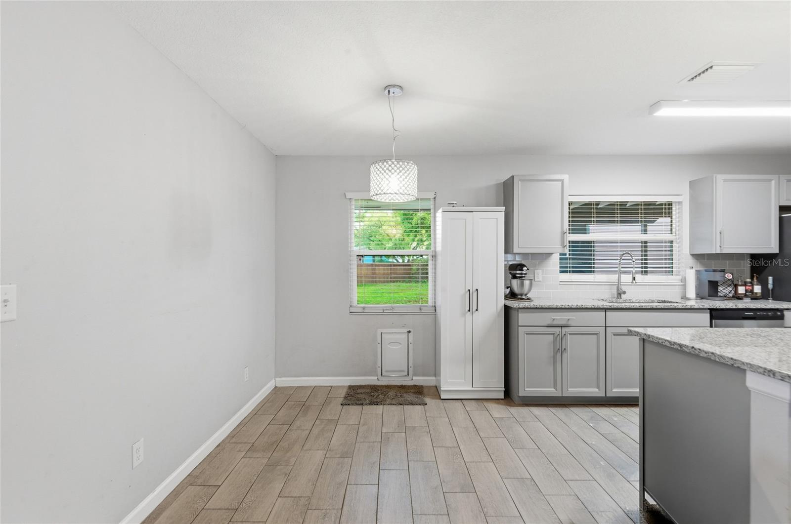 Image 10 of 27 For 3715 Trianon Drive