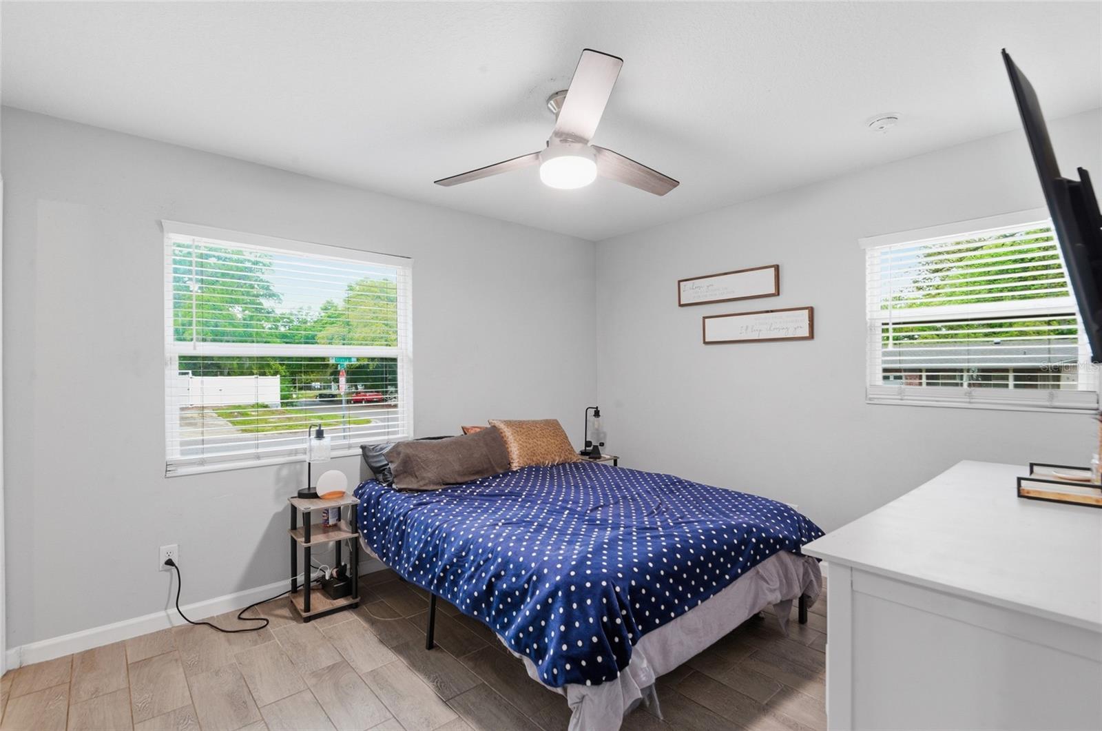 Image 18 of 27 For 3715 Trianon Drive