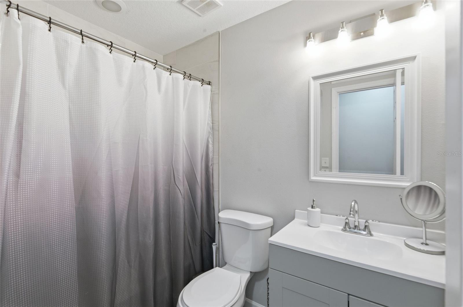 Image 22 of 27 For 3715 Trianon Drive