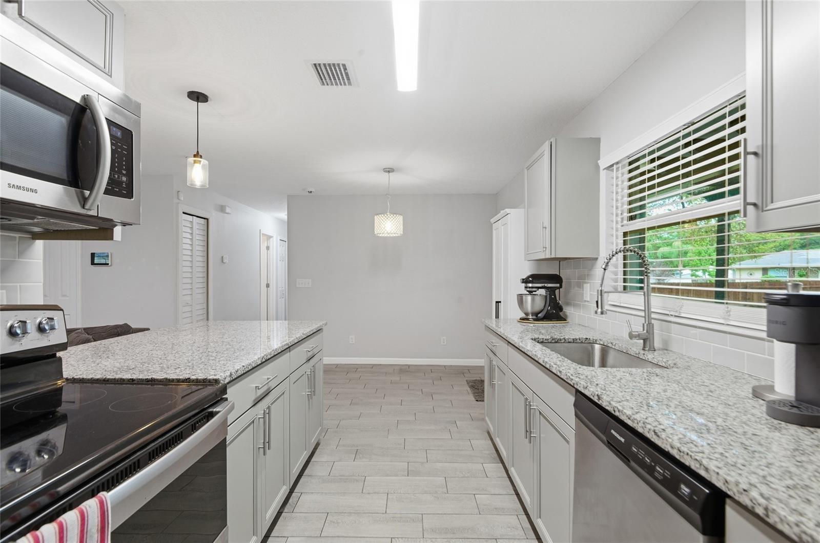 Image 8 of 27 For 3715 Trianon Drive