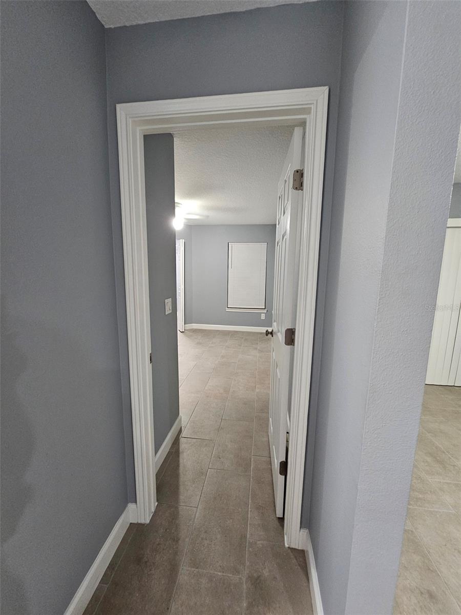 Image 16 of 32 For 2533 Grassy Point Drive 203