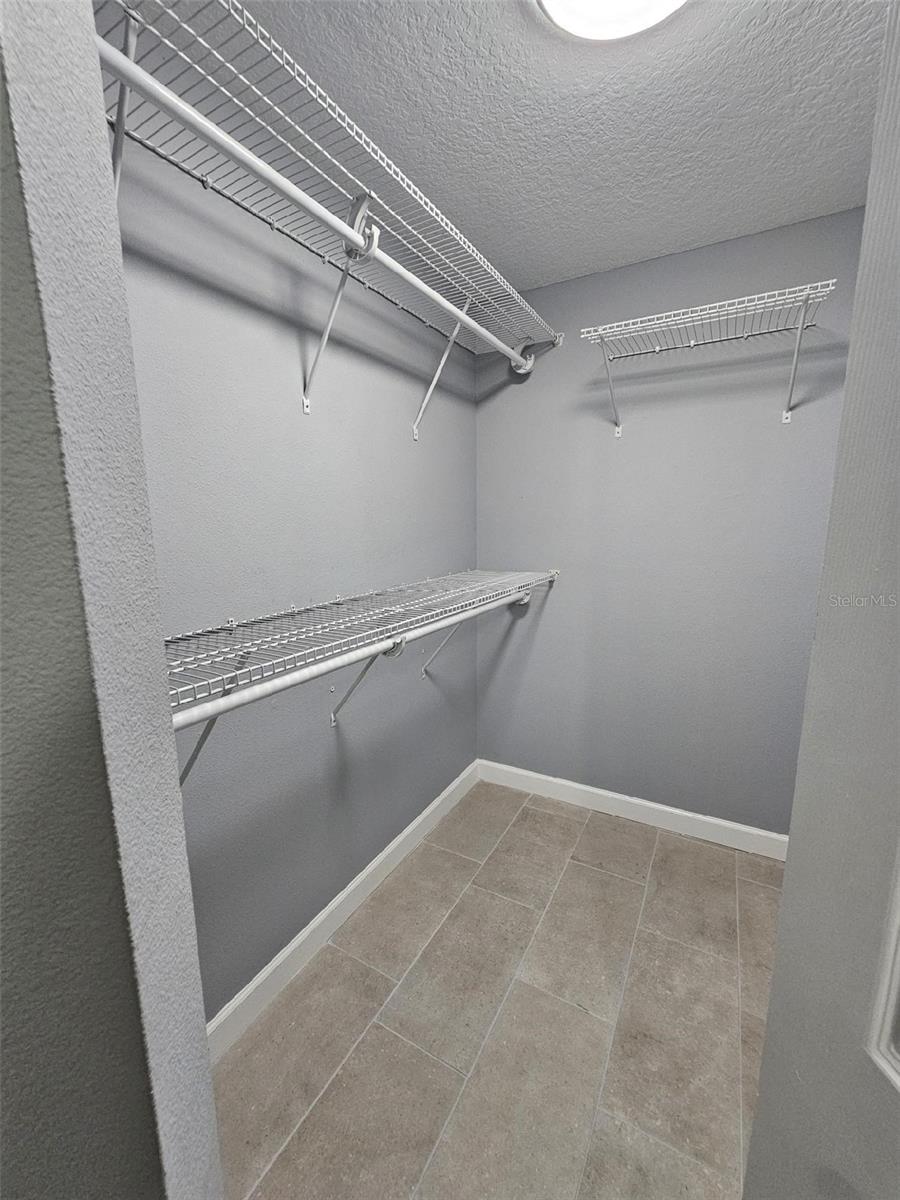 Image 19 of 32 For 2533 Grassy Point Drive 203