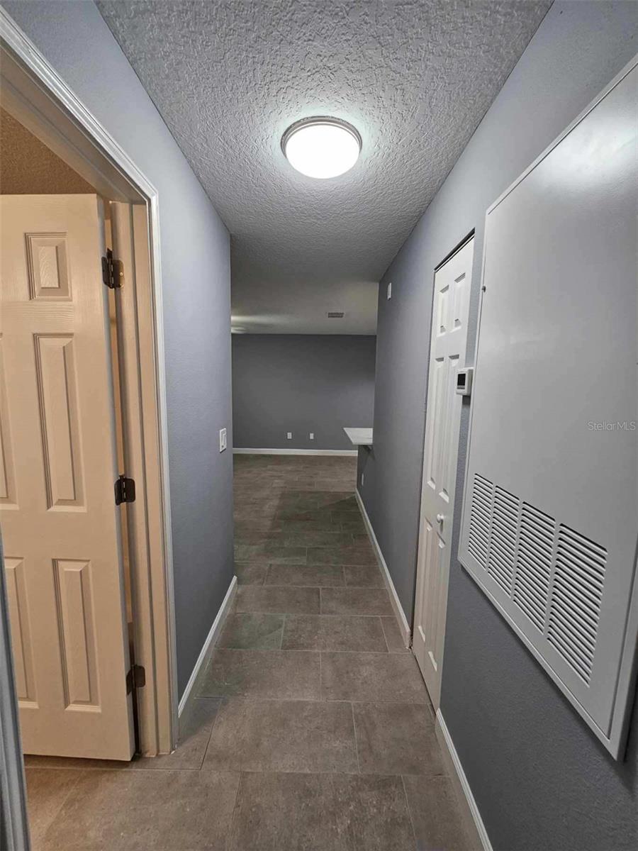 Image 23 of 32 For 2533 Grassy Point Drive 203