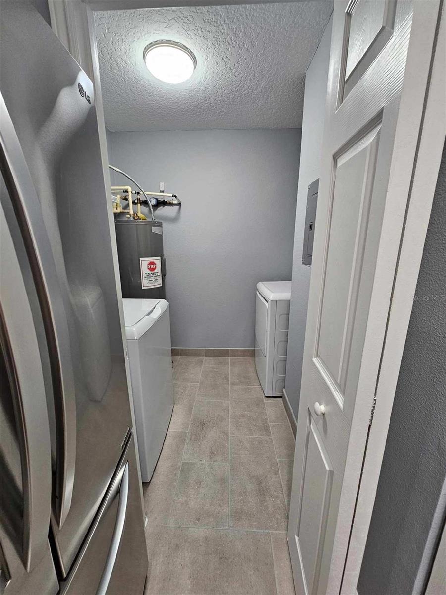 Image 29 of 32 For 2533 Grassy Point Drive 203