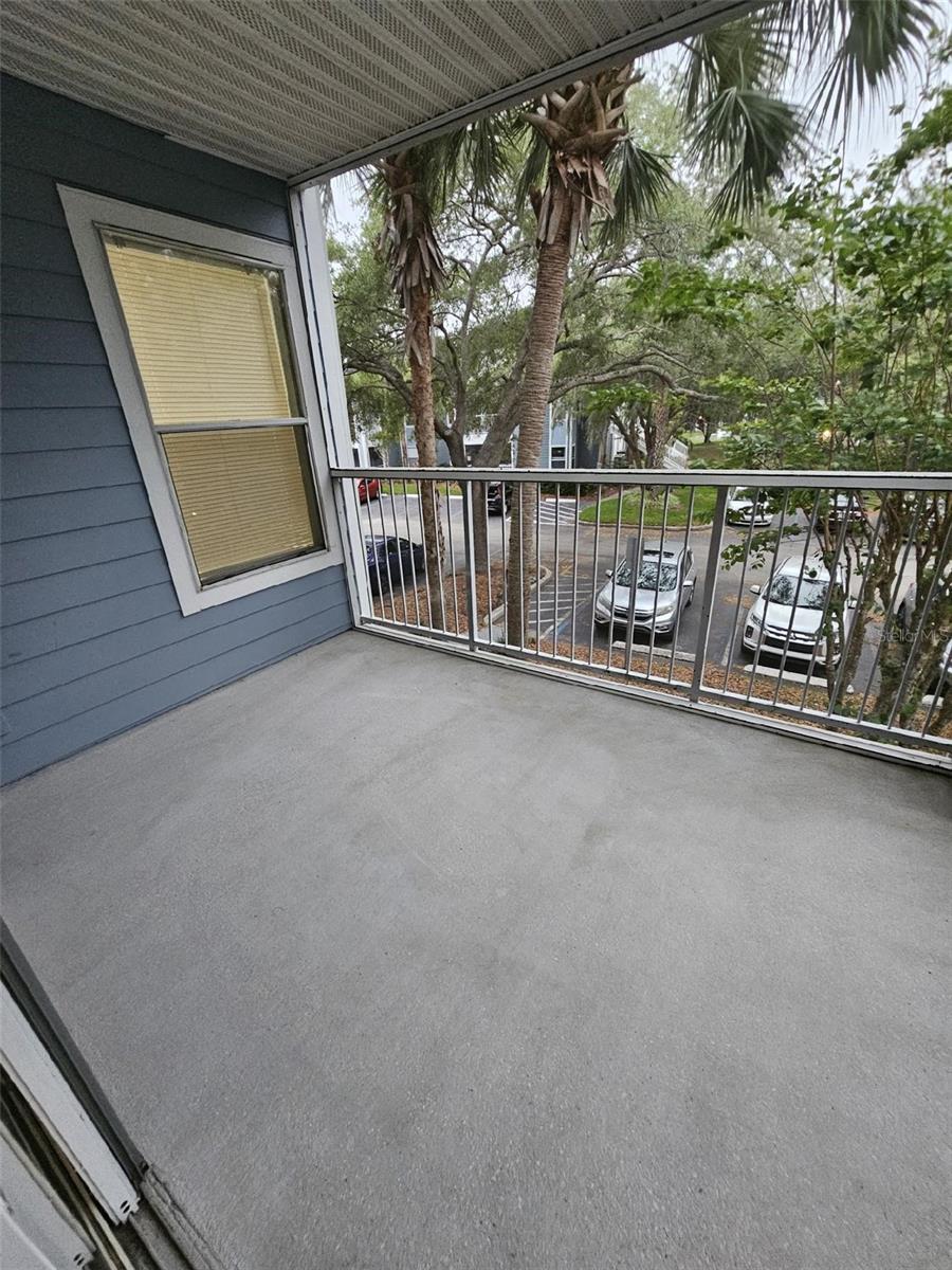 Image 31 of 32 For 2533 Grassy Point Drive 203