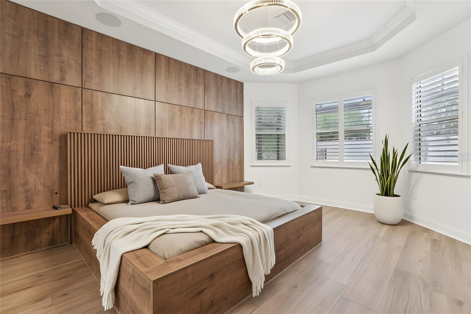 Image 10 of 44 For 10409 Angel Oak Court