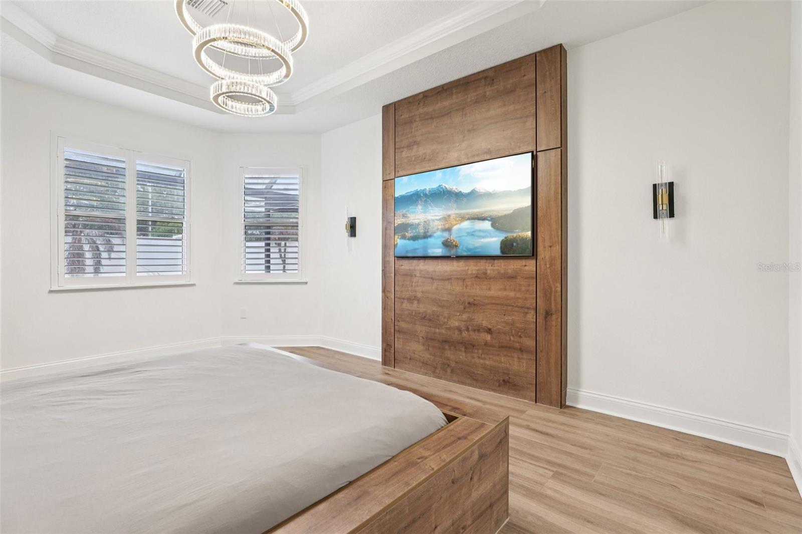 Image 11 of 44 For 10409 Angel Oak Court