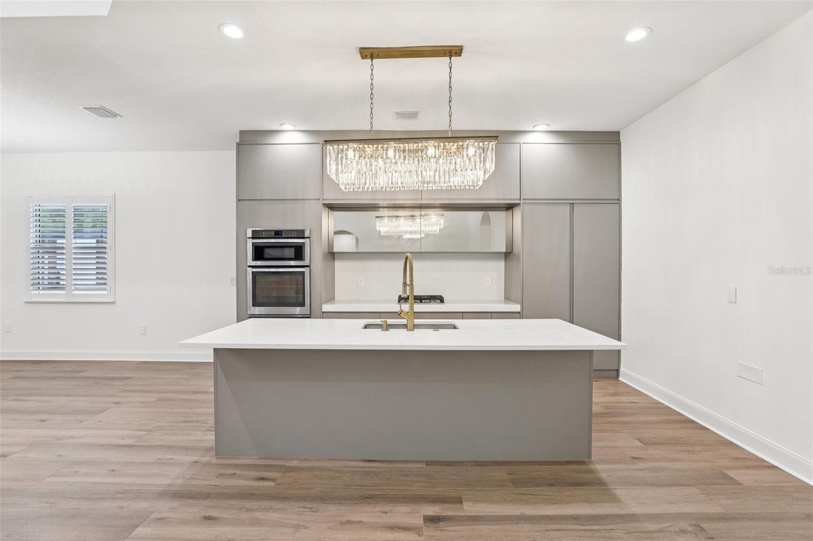 Image 4 of 44 For 10409 Angel Oak Court