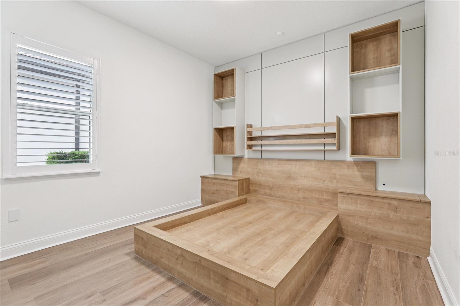 Image 41 of 44 For 10409 Angel Oak Court