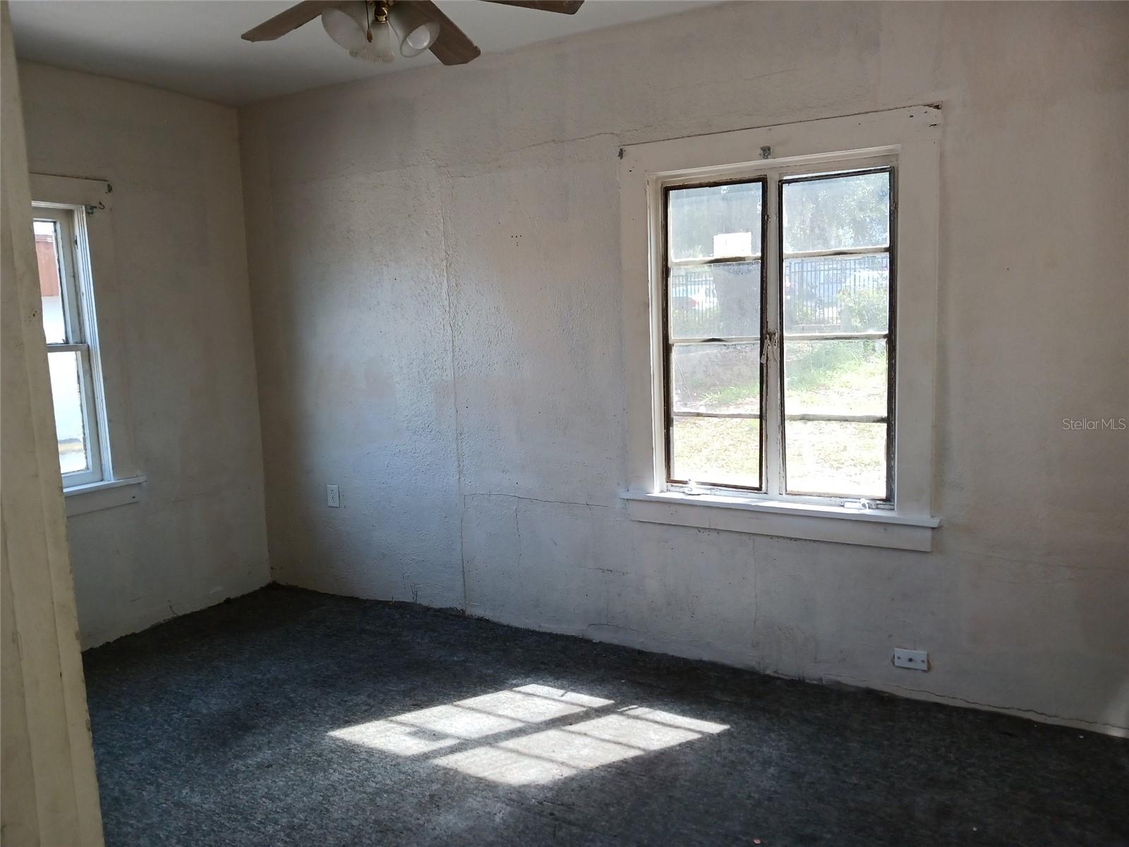 Image 12 of 13 For 720 6th Street Nw 2