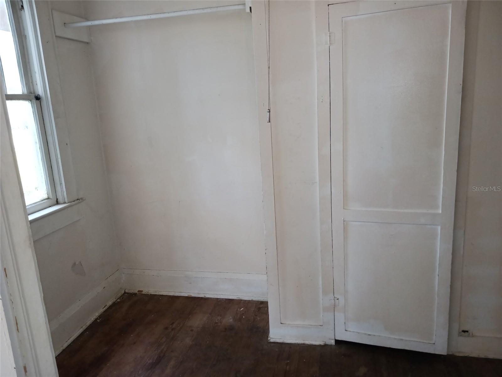 Image 4 of 13 For 720 6th Street Nw 2