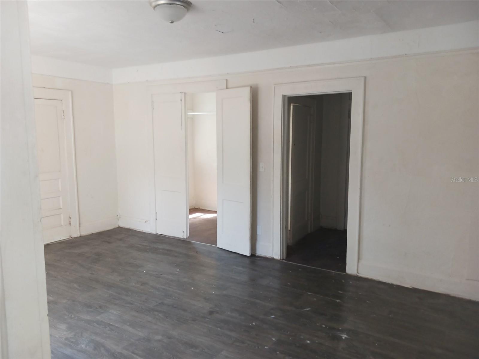 Image 6 of 13 For 720 6th Street Nw 2