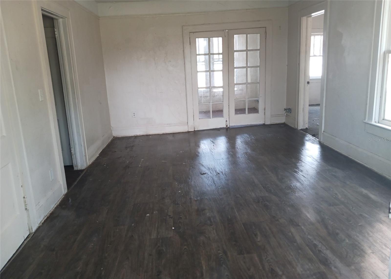 Image 8 of 13 For 720 6th Street Nw 2