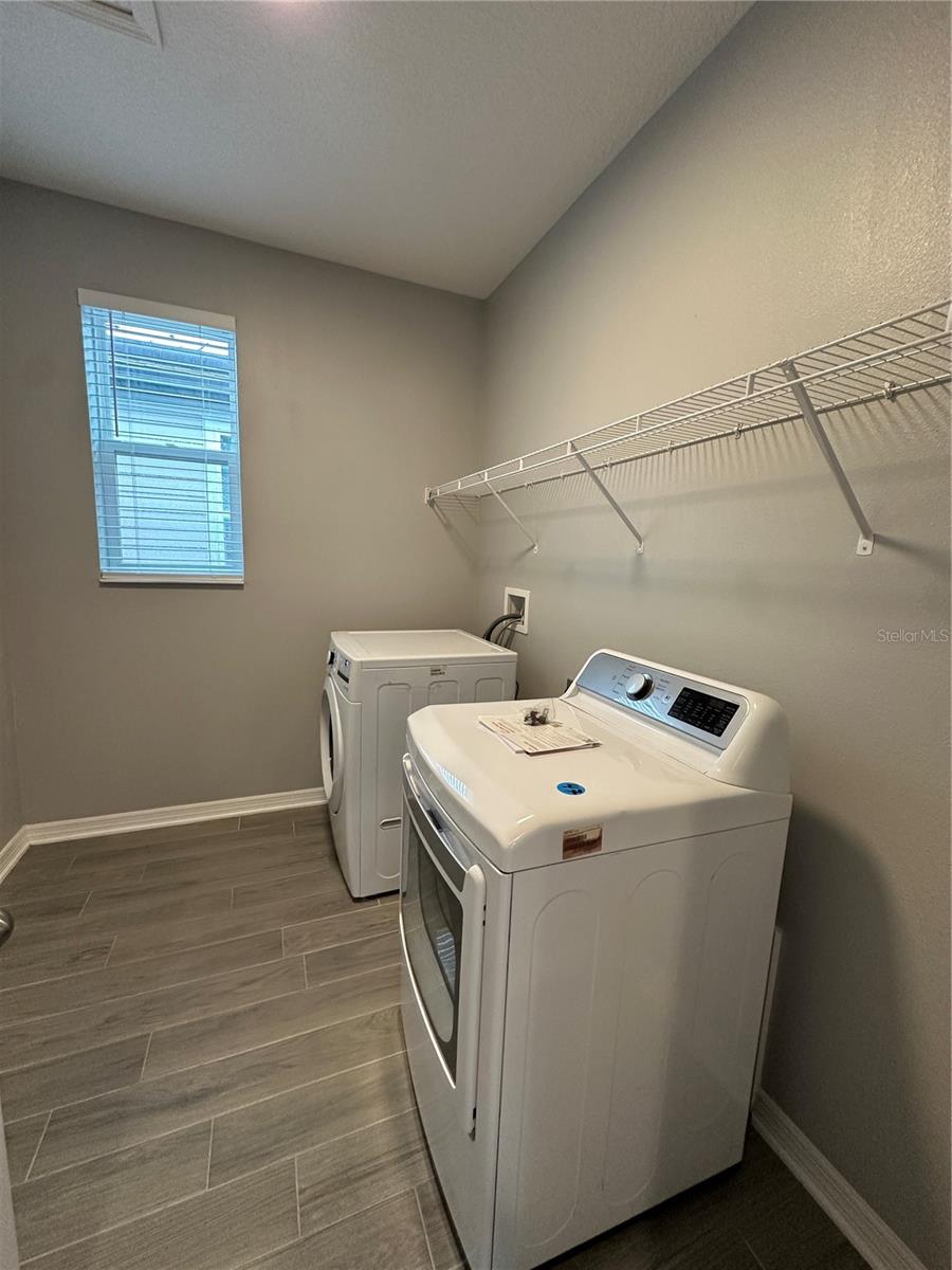 Image 20 of 29 For 12513 Encore At Ovation Way