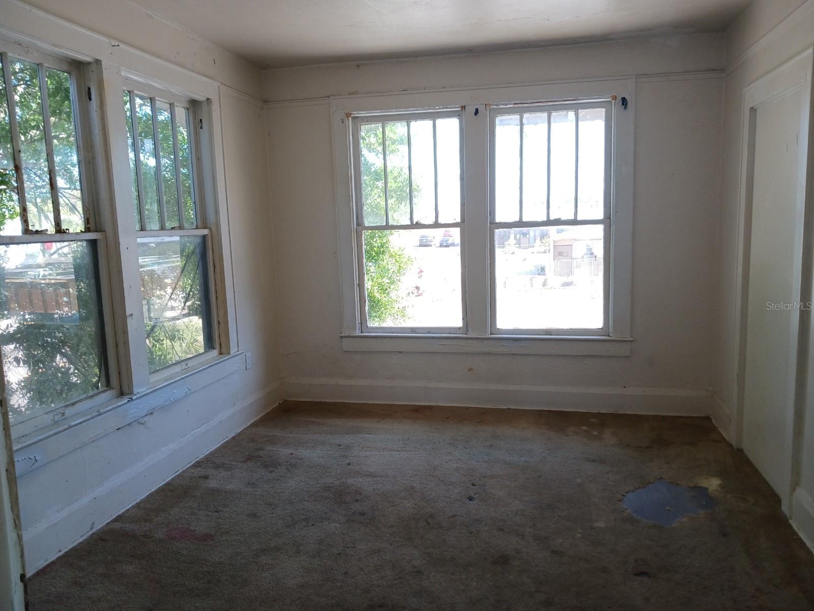 Image 2 of 7 For 720 6th Street Nw 3