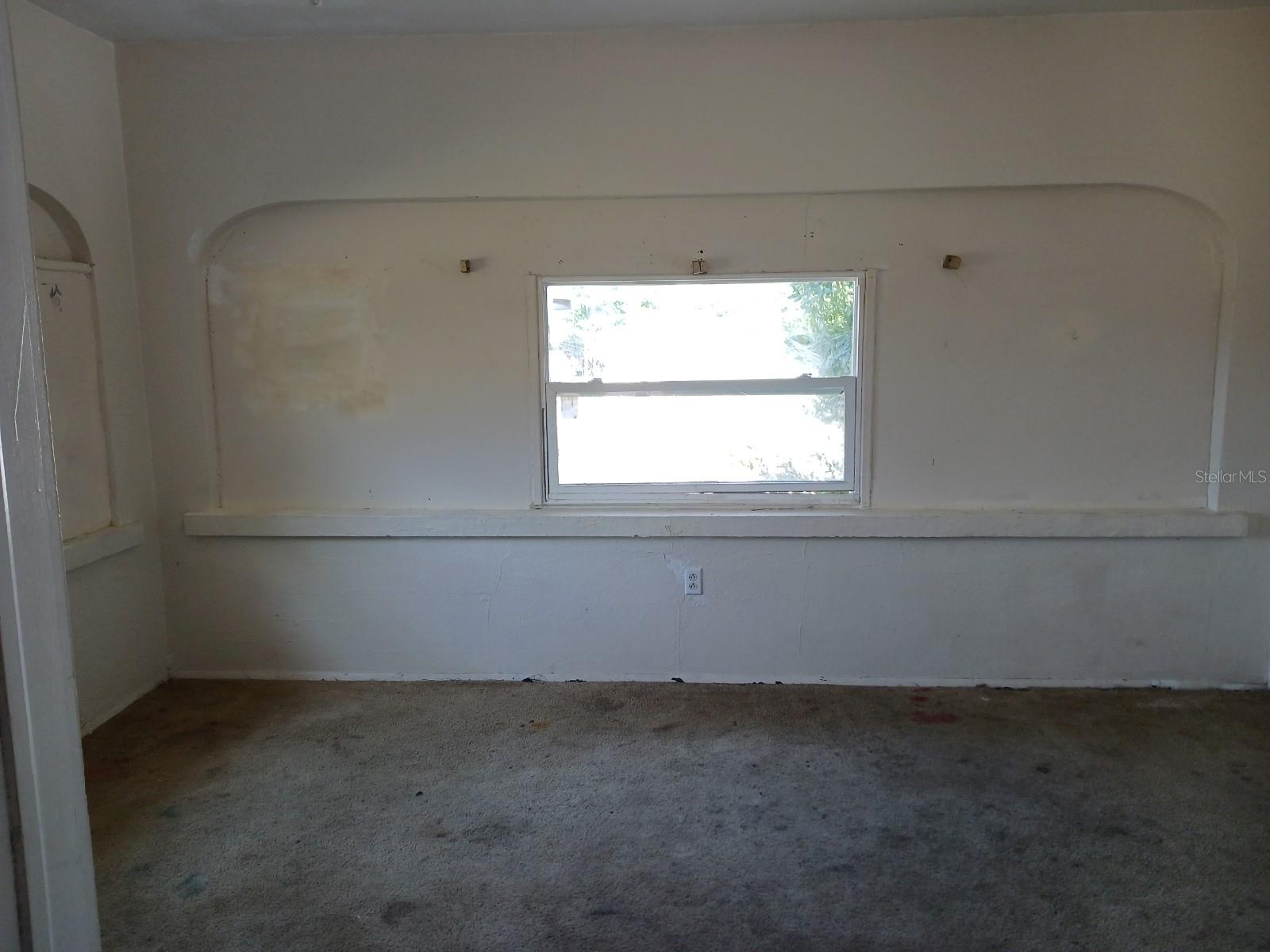 Listing photo id 8 for 1104 24th Street