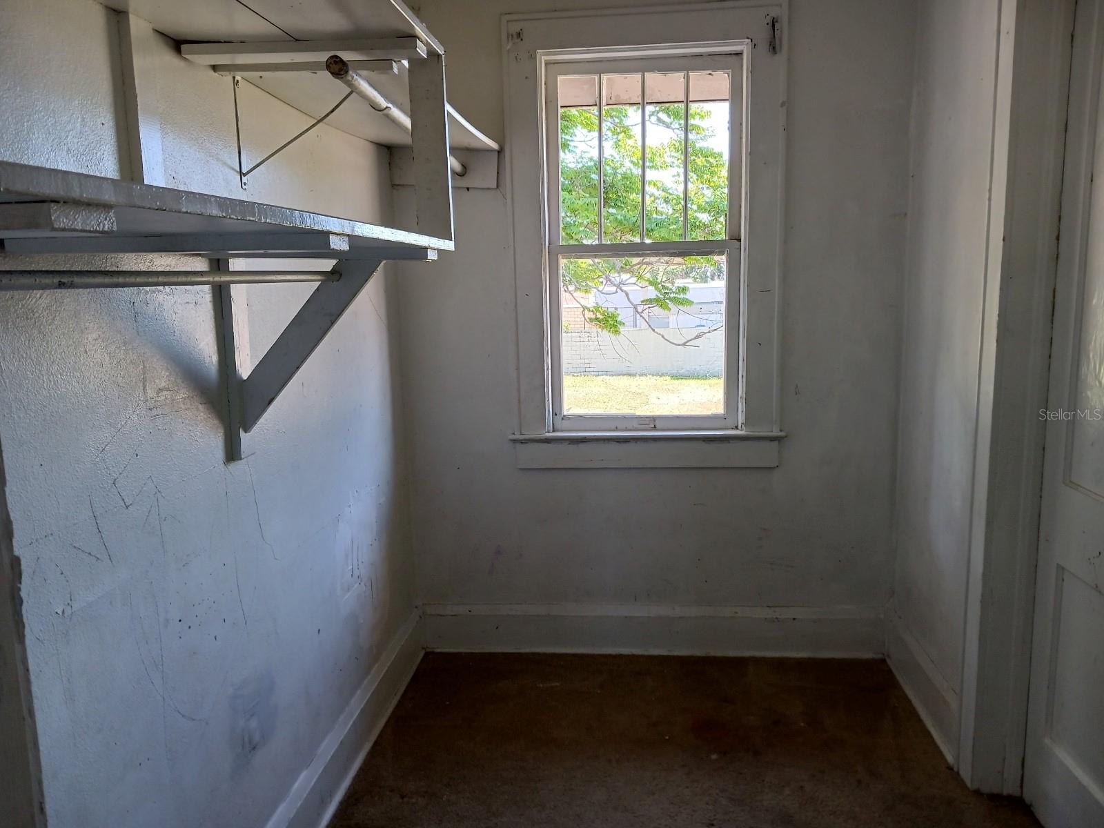 Listing photo id 7 for 1104 24th Street