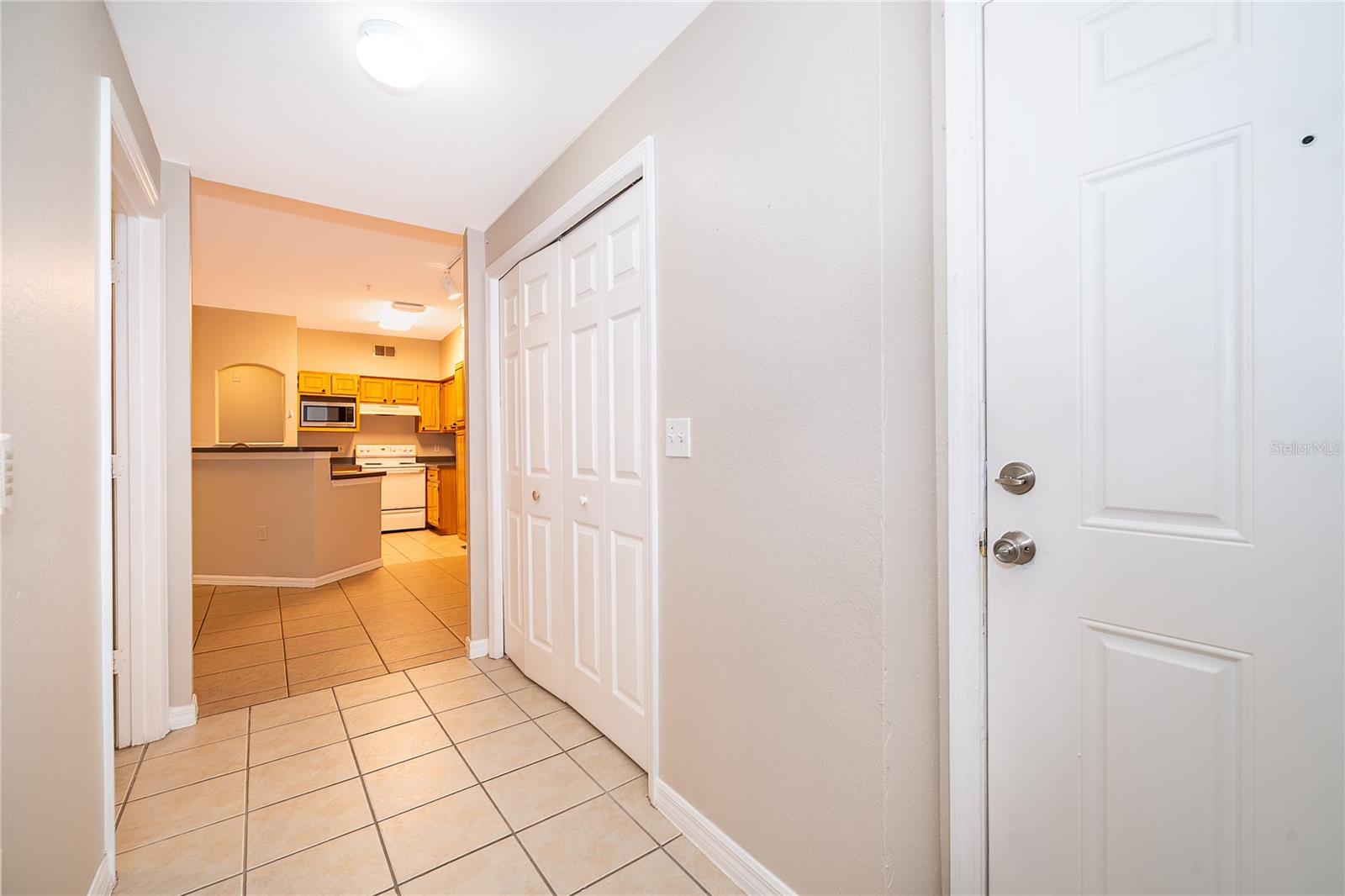 Image 3 of 25 For 6663 Queens Borough Avenue 208