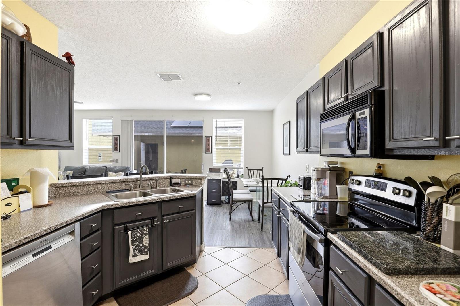 Image 14 of 39 For 6246 Westcott Cove Boulevard