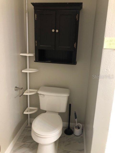 Image 17 of 31 For 1939 Summer Club Drive 215