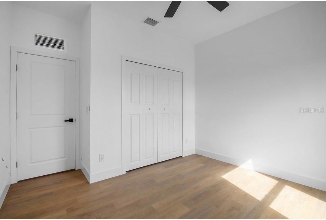 Image 14 of 19 For 1231 Dunbar Avenue