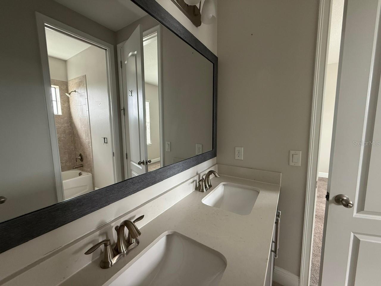 Image 15 of 25 For 148 Kenny Boulevard