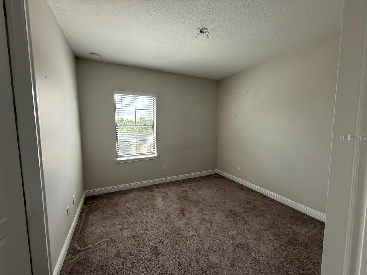 Image 16 of 25 For 148 Kenny Boulevard