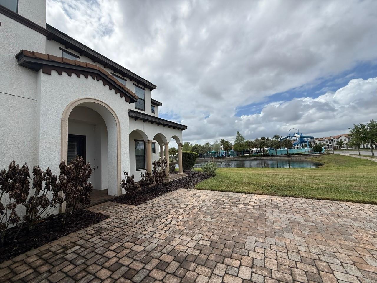 Image 3 of 25 For 148 Kenny Boulevard