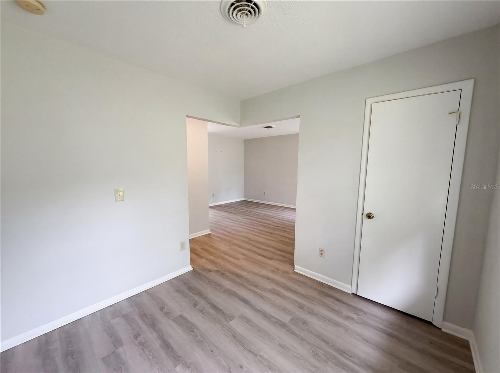 Image 11 of 23 For 1710 33rd Street