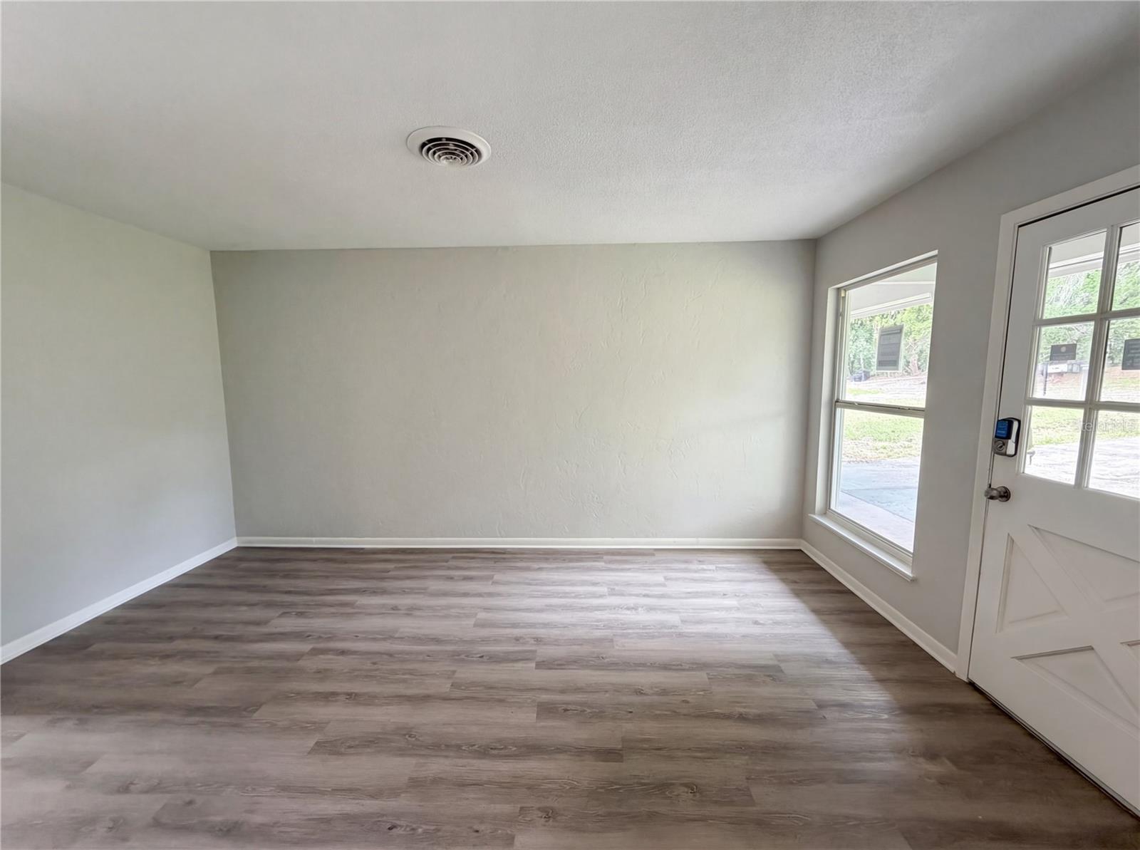 Image 12 of 23 For 1710 33rd Street