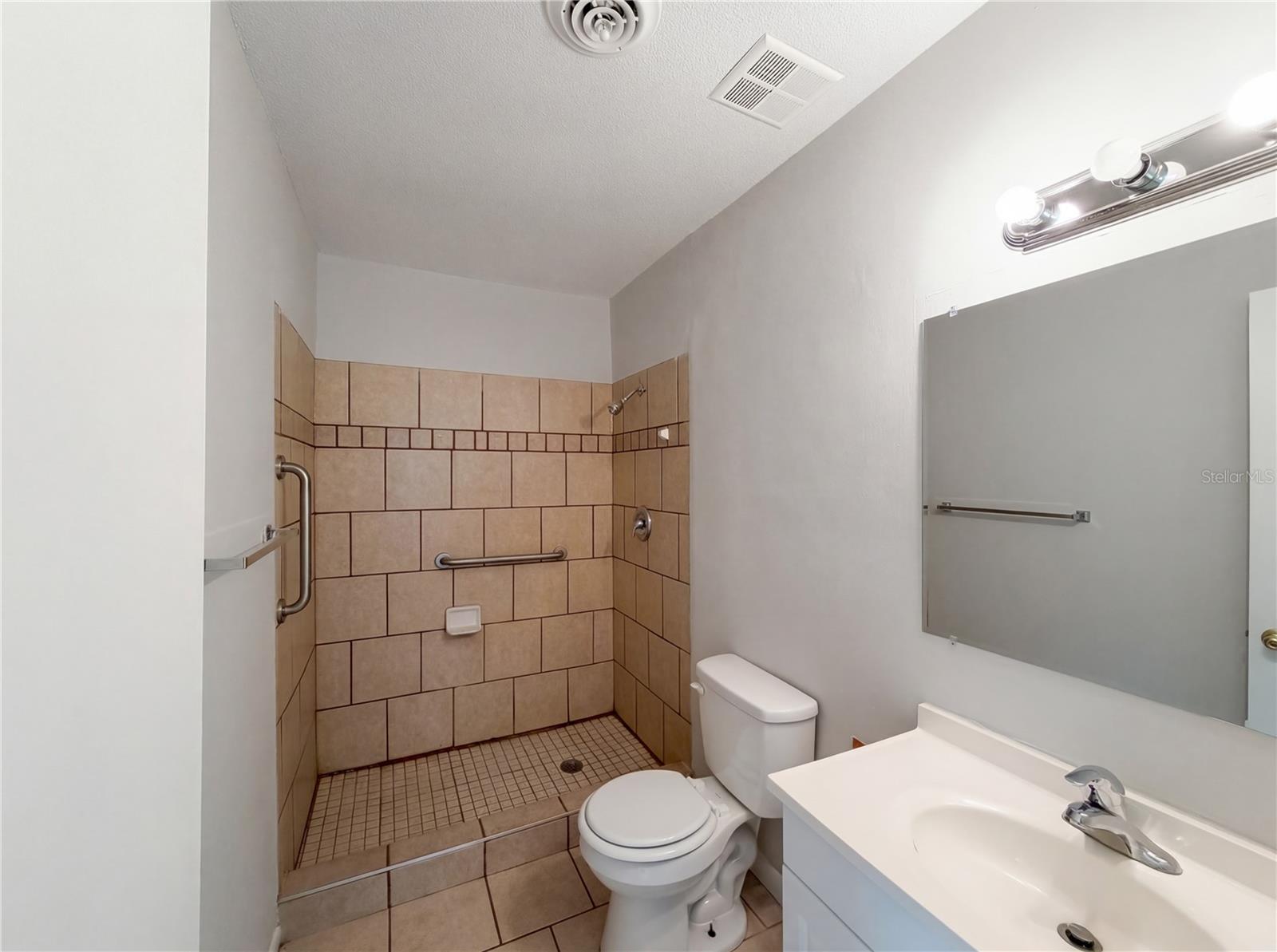 Image 19 of 23 For 1710 33rd Street