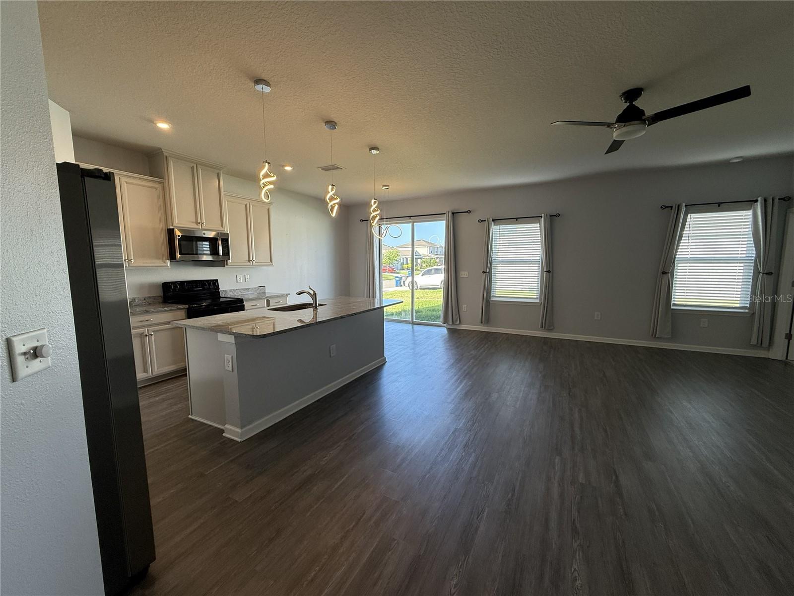 Image 5 of 26 For 6205 114th Avenue E