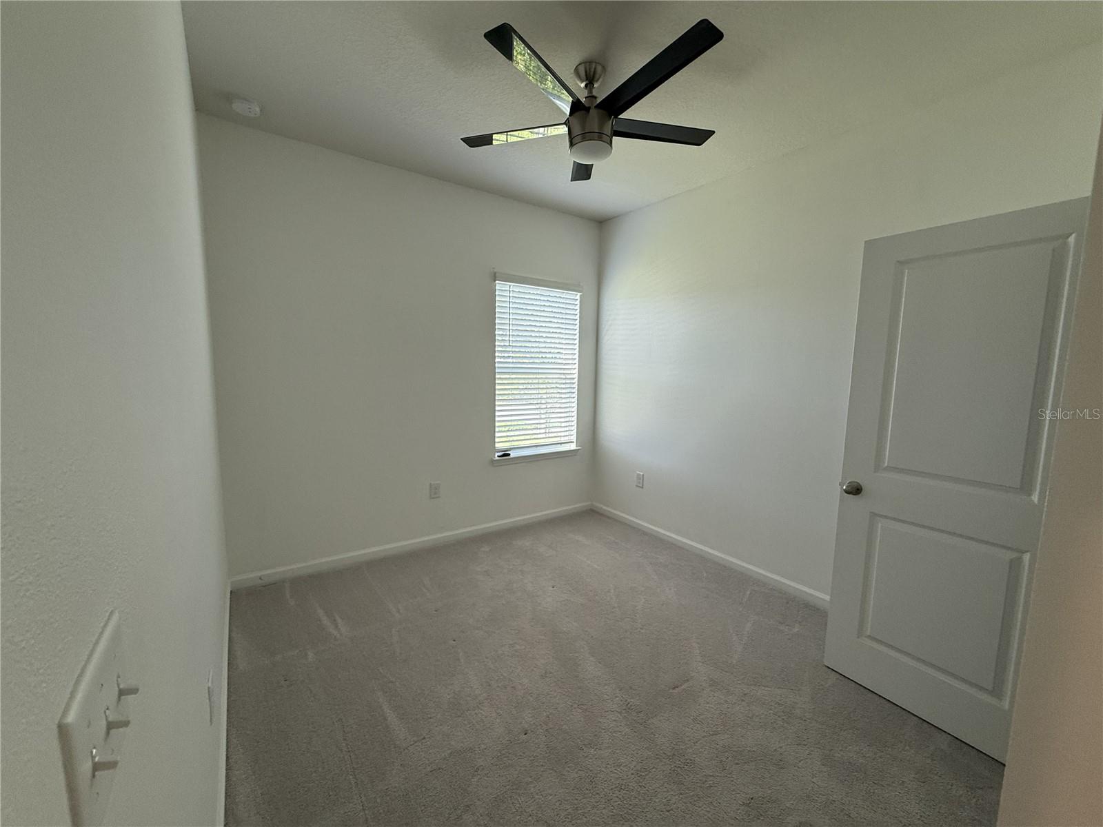 Image 8 of 26 For 6205 114th Avenue E