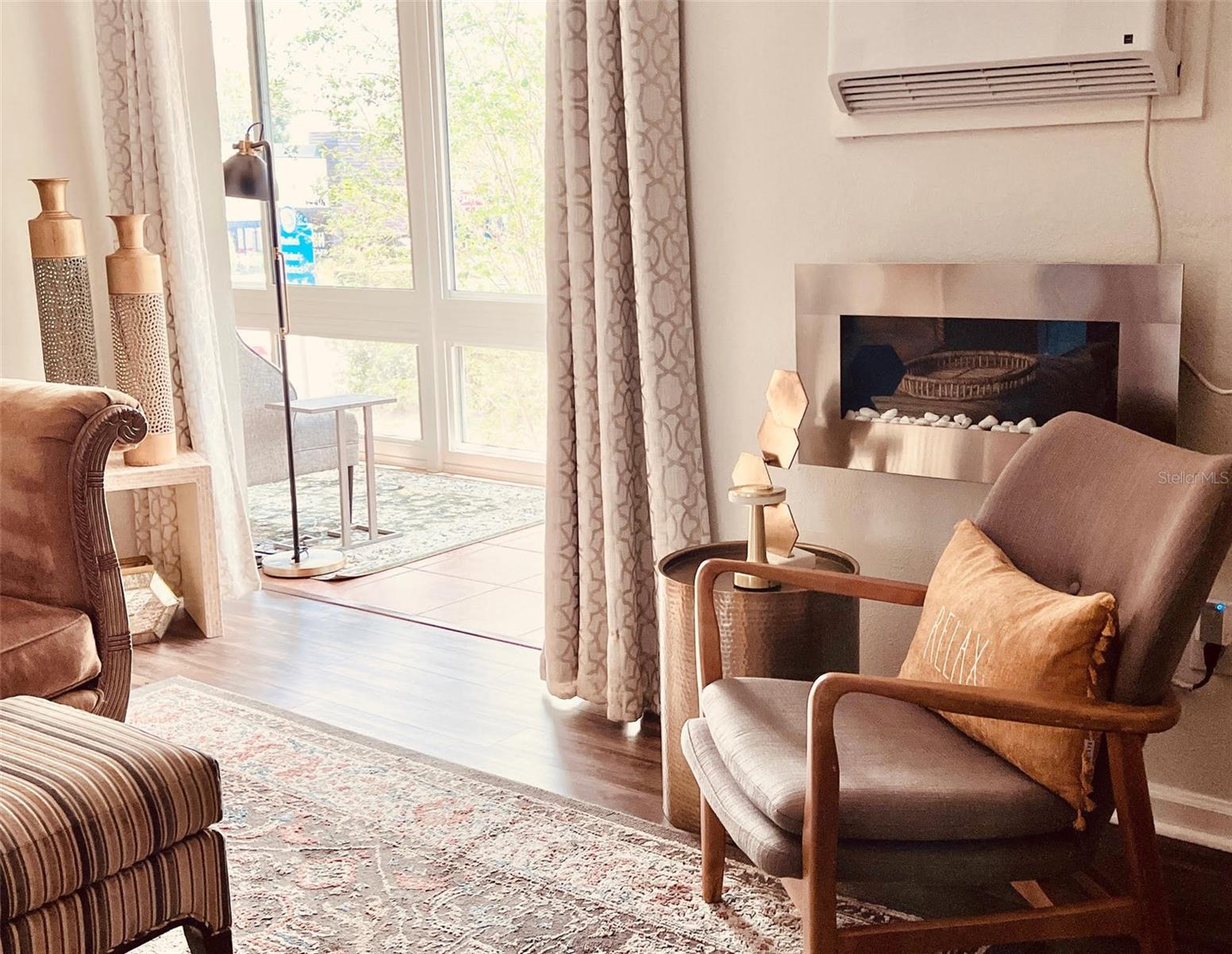 Image 7 of 21 For 151 Orlando Avenue 203