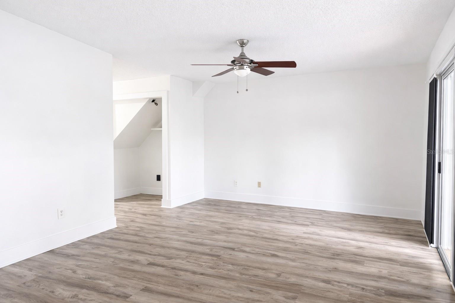 Image 4 of 23 For 11008 Yorkshire Ridge Court