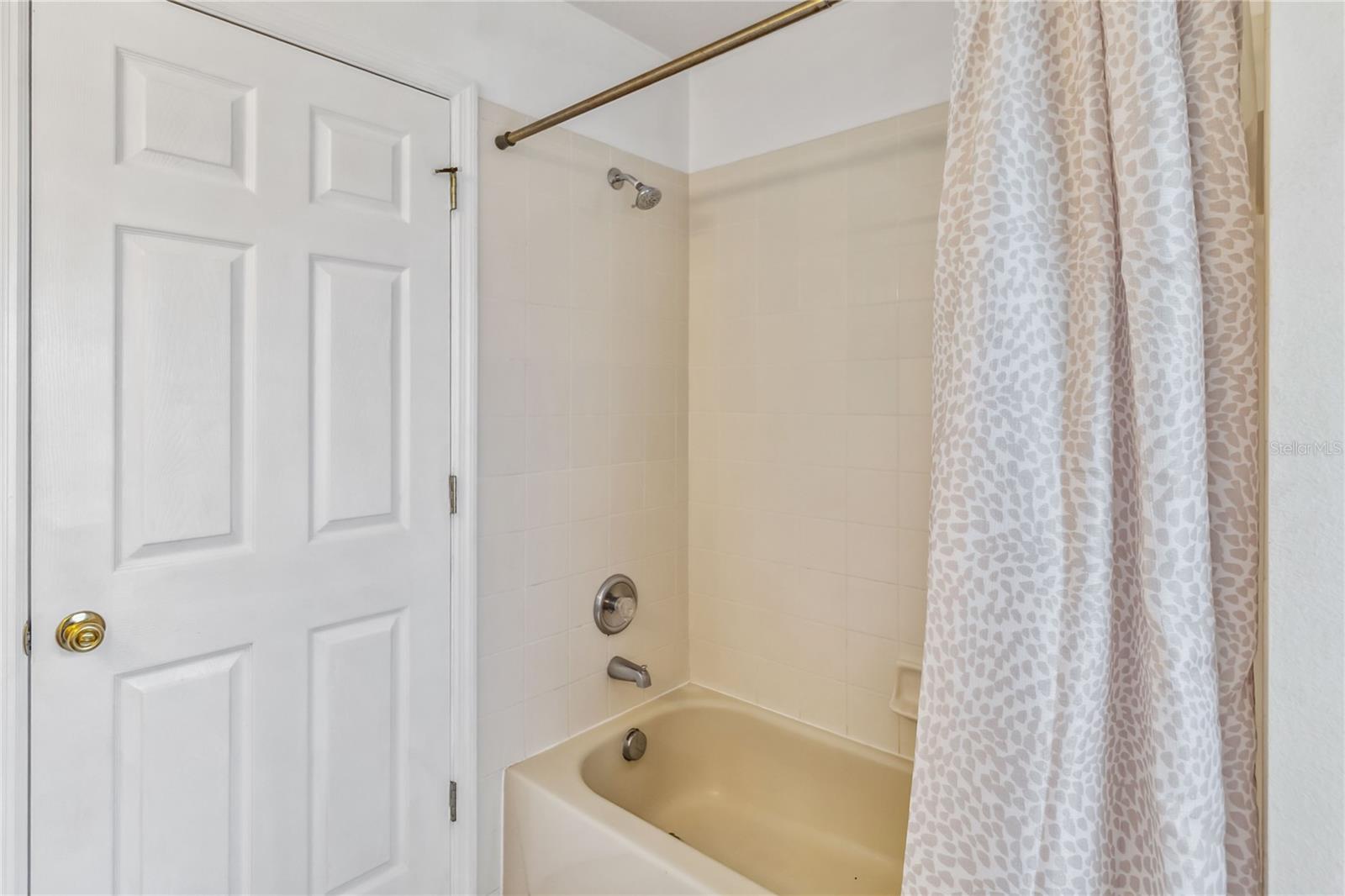 Image 32 of 56 For 2723 Callaway Ln