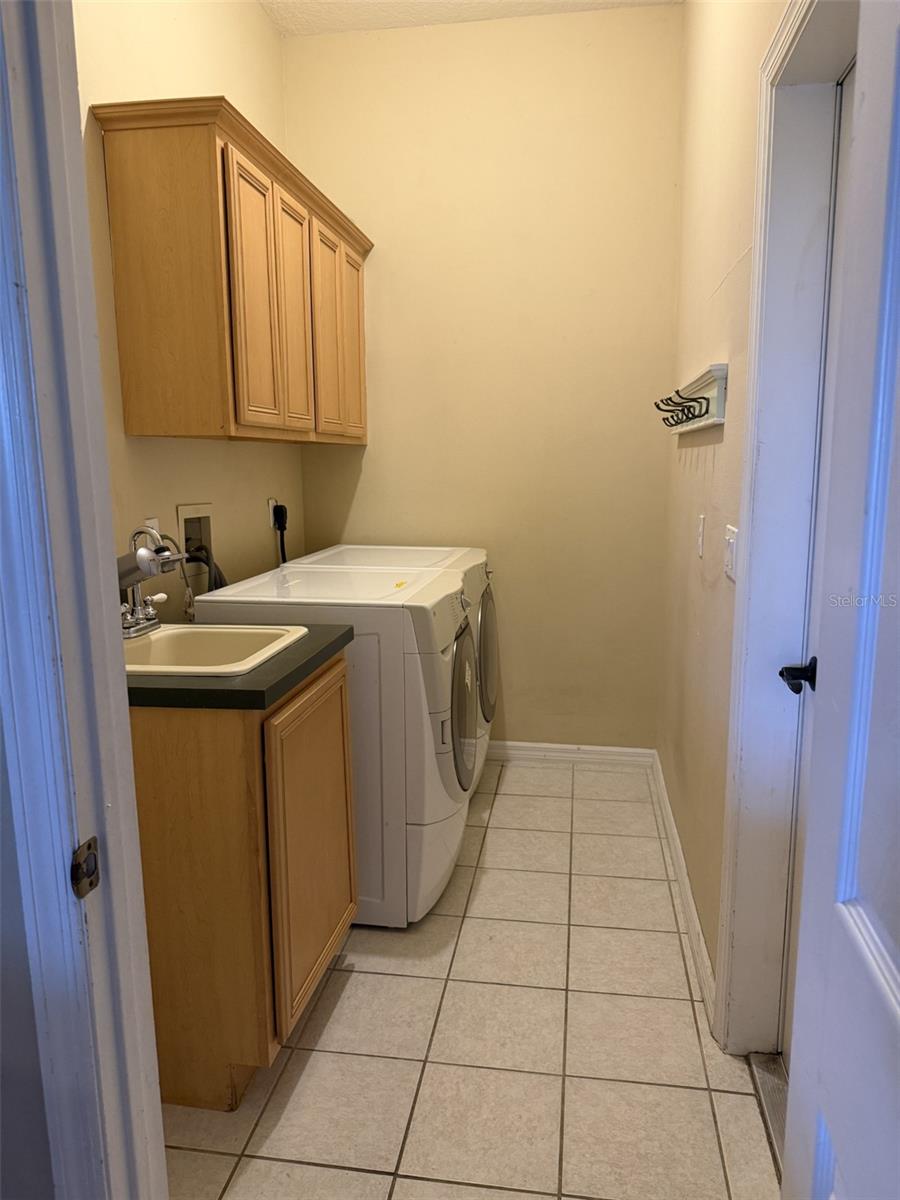 Image 19 of 22 For 6833 Hidden Glade Place