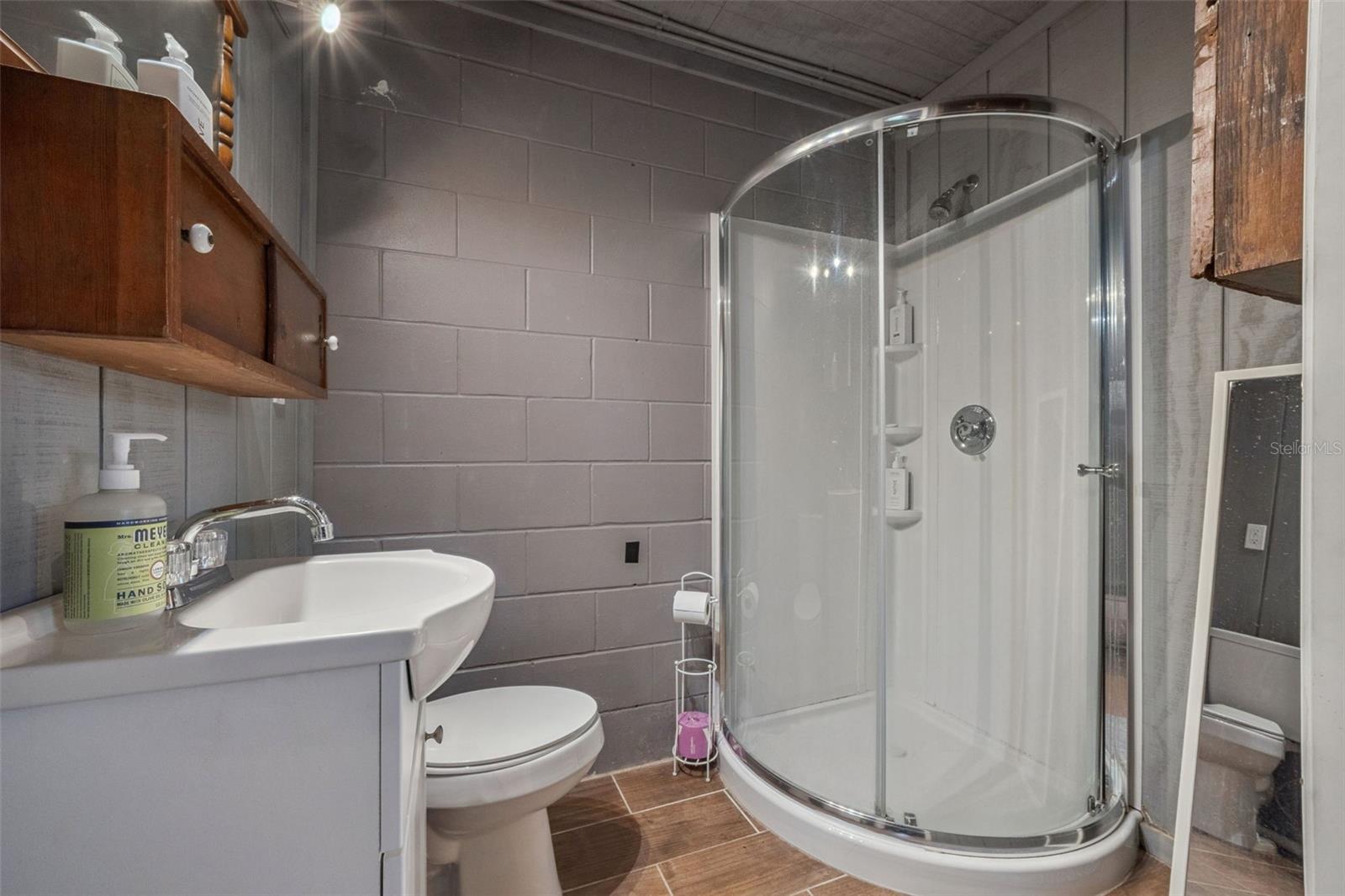 Image 26 of 40 For 15950 50th Street