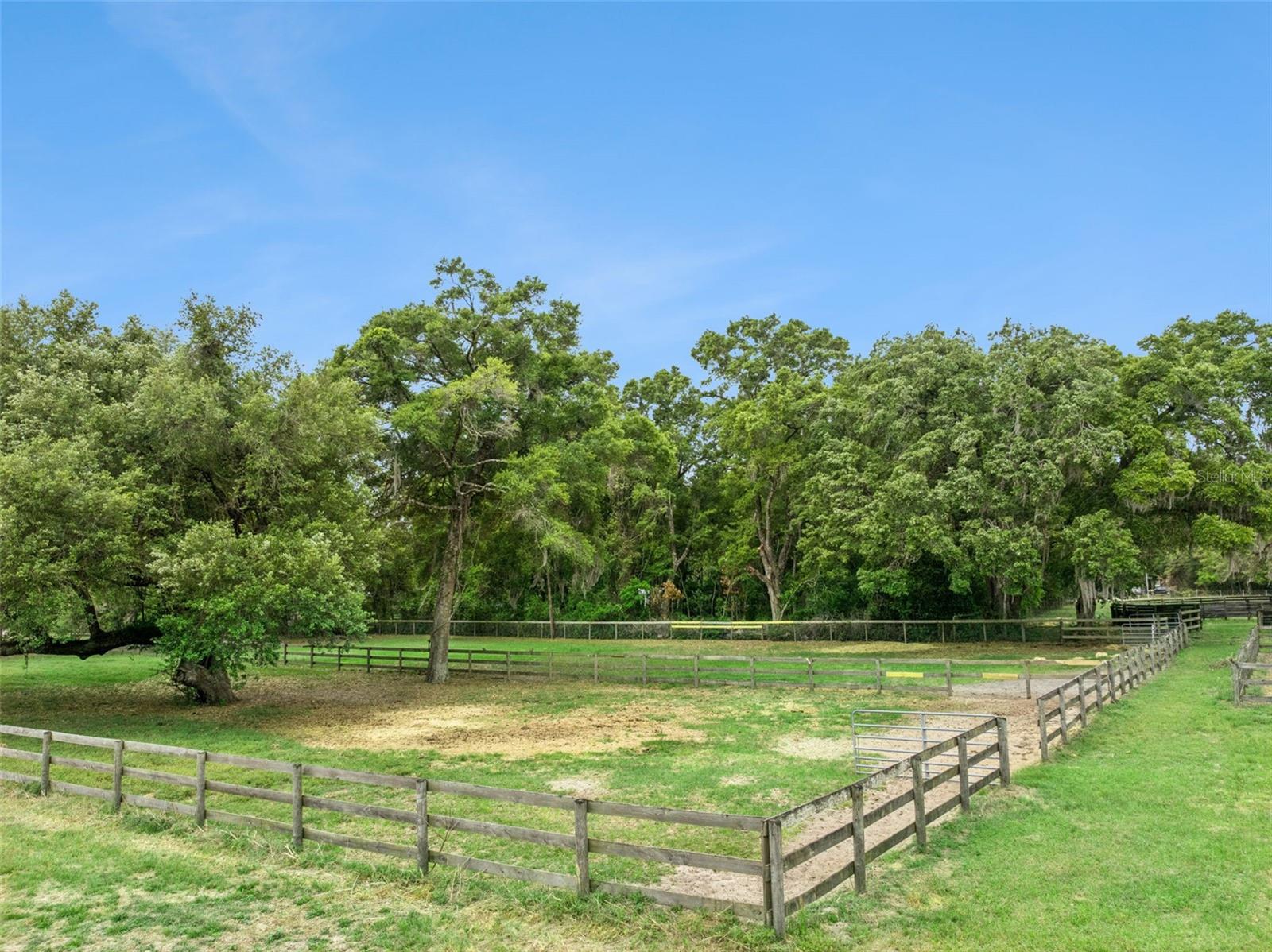 Image 35 of 40 For 15950 50th Street