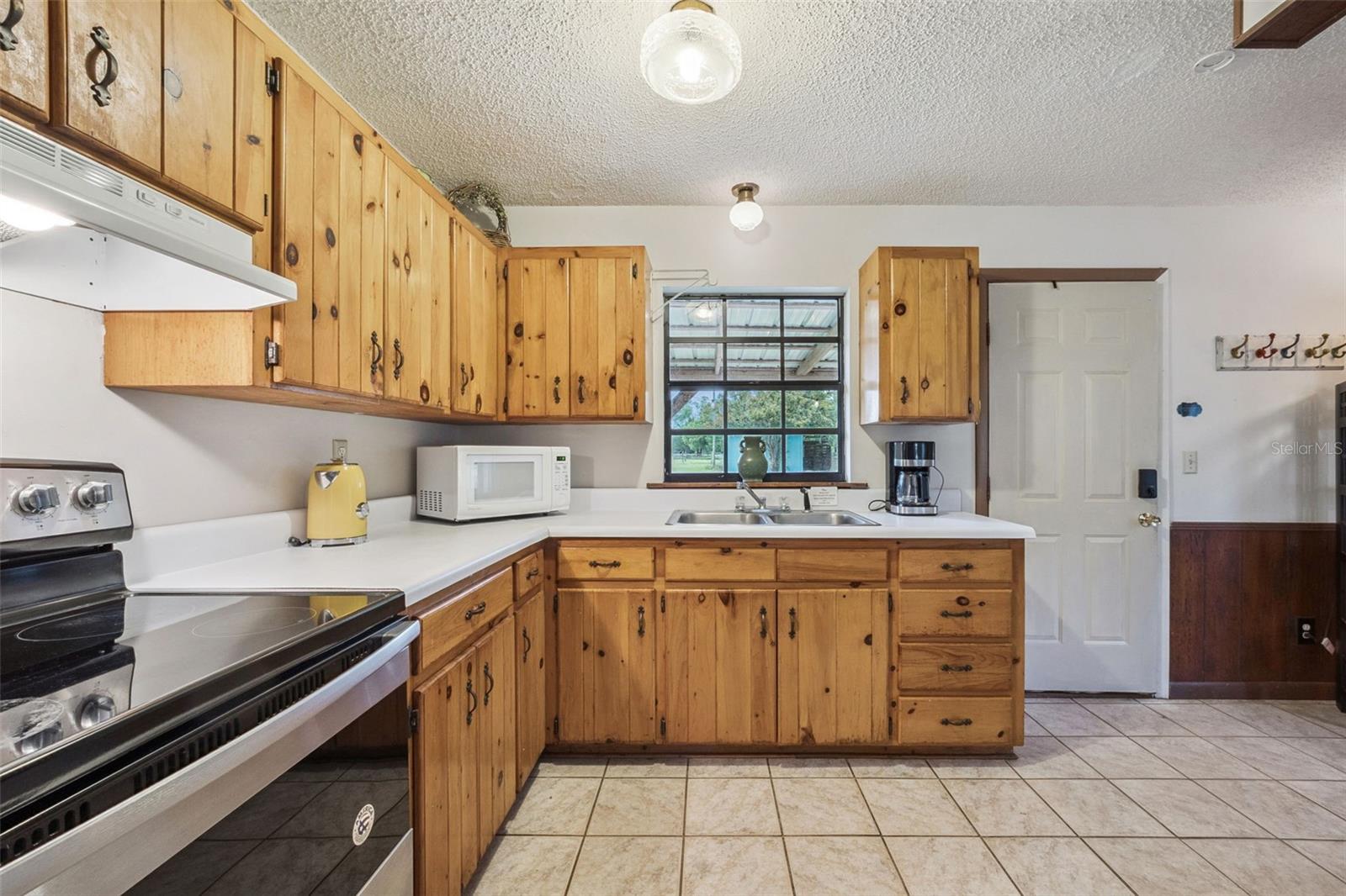 Image 7 of 40 For 15950 50th Street